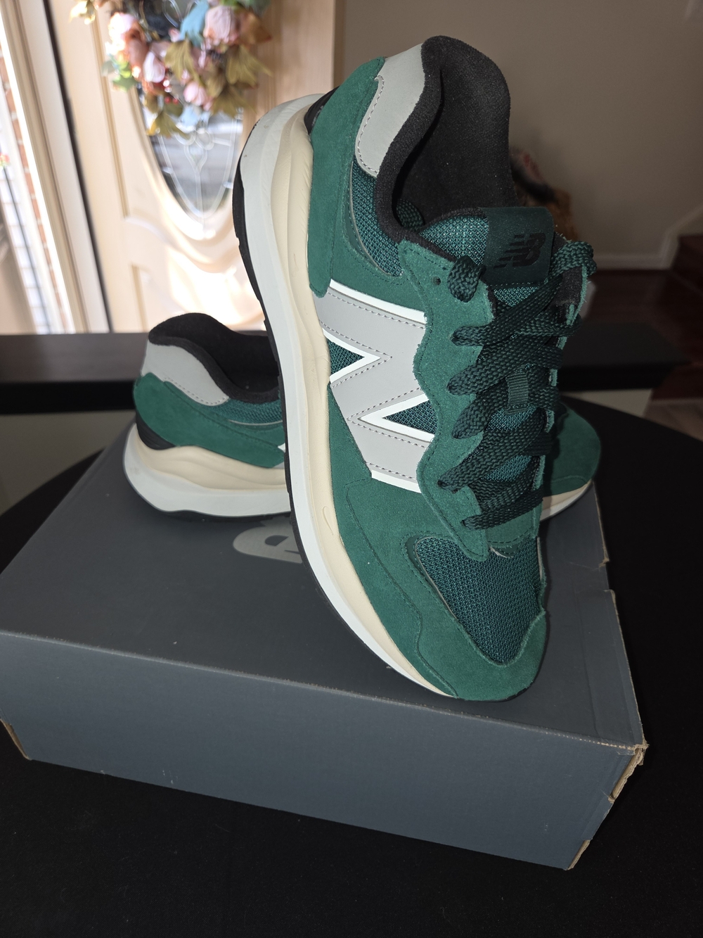 Men's Size 10 New Balance Green Suede & Mesh Sneaker